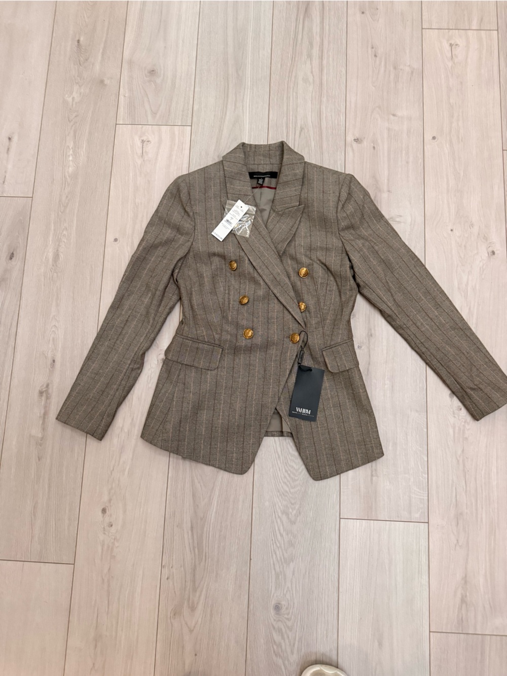 White House Black Market Women's Brown Chocolate Pinstripe Blazer NWT Size 2